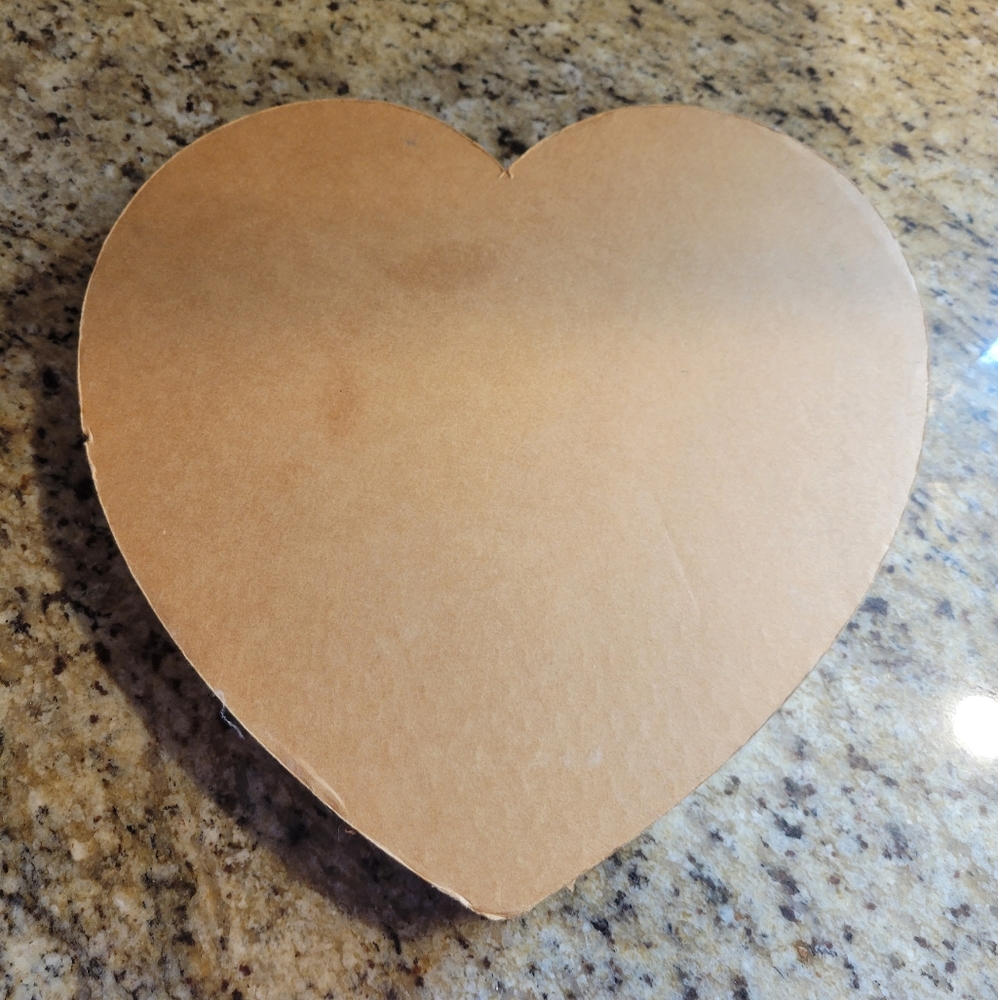 Pink- Heart Shaped Display - Picture 2 of 3